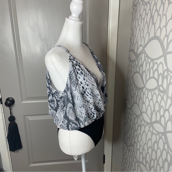 NWT New - TOBI SAHARA MULTI SNAKESKIN PRINT BODYSUIT Size Small - Picture 11 of 13